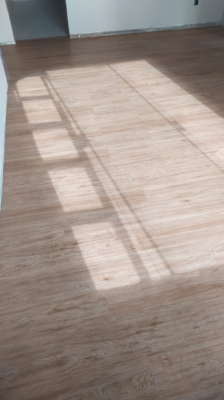 PISO VINÍLICO DE PVC FAIA