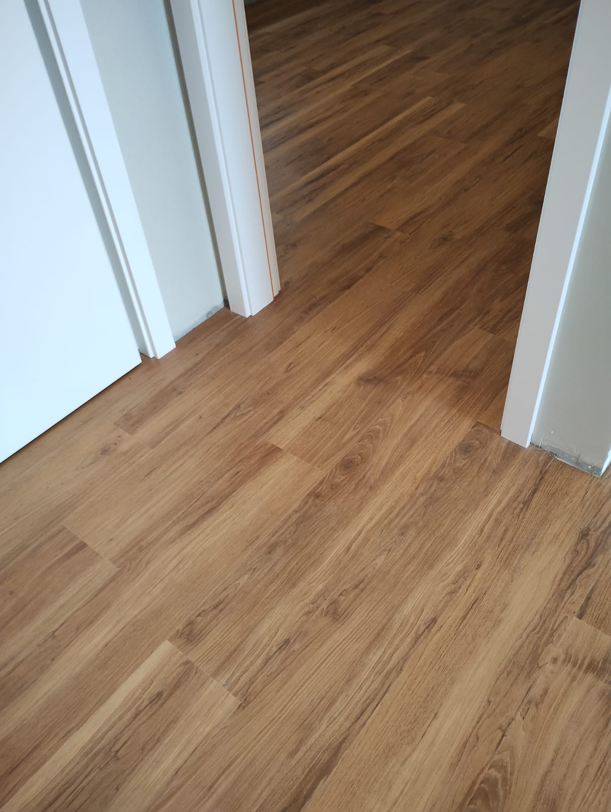 PISO VINÍLICO DE PVC CAMÉLIA — foto 2