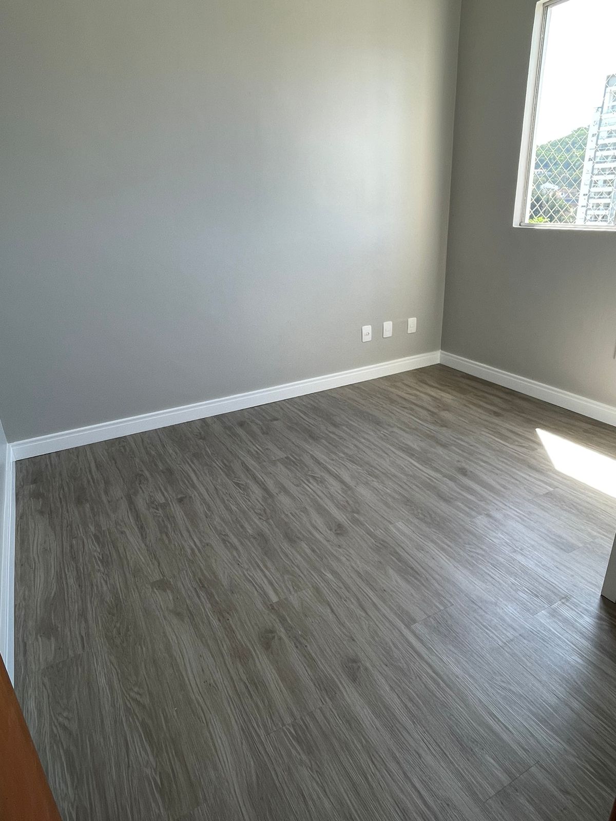 PISO VINÍLICO DE PVC PITANGA — foto 4