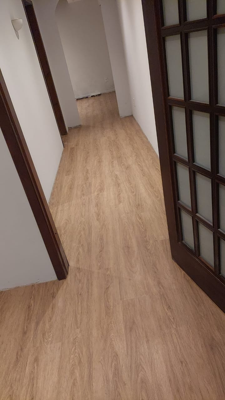 PISO VINÍLICO DE PVC AMÊNDOA — foto 10