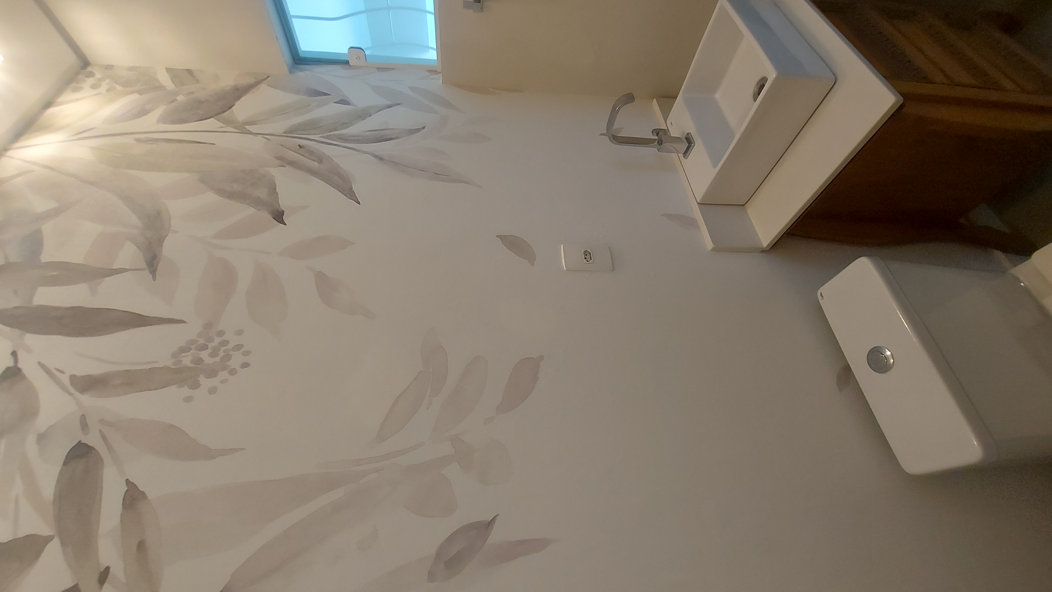 PAPEL DE PAREDE INSTALADO — foto 2