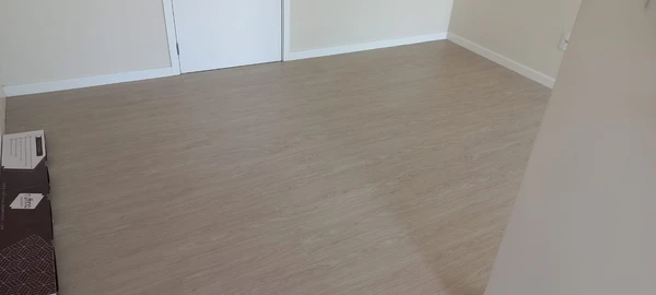 PISO DE PVC LINHEIRO — foto 3