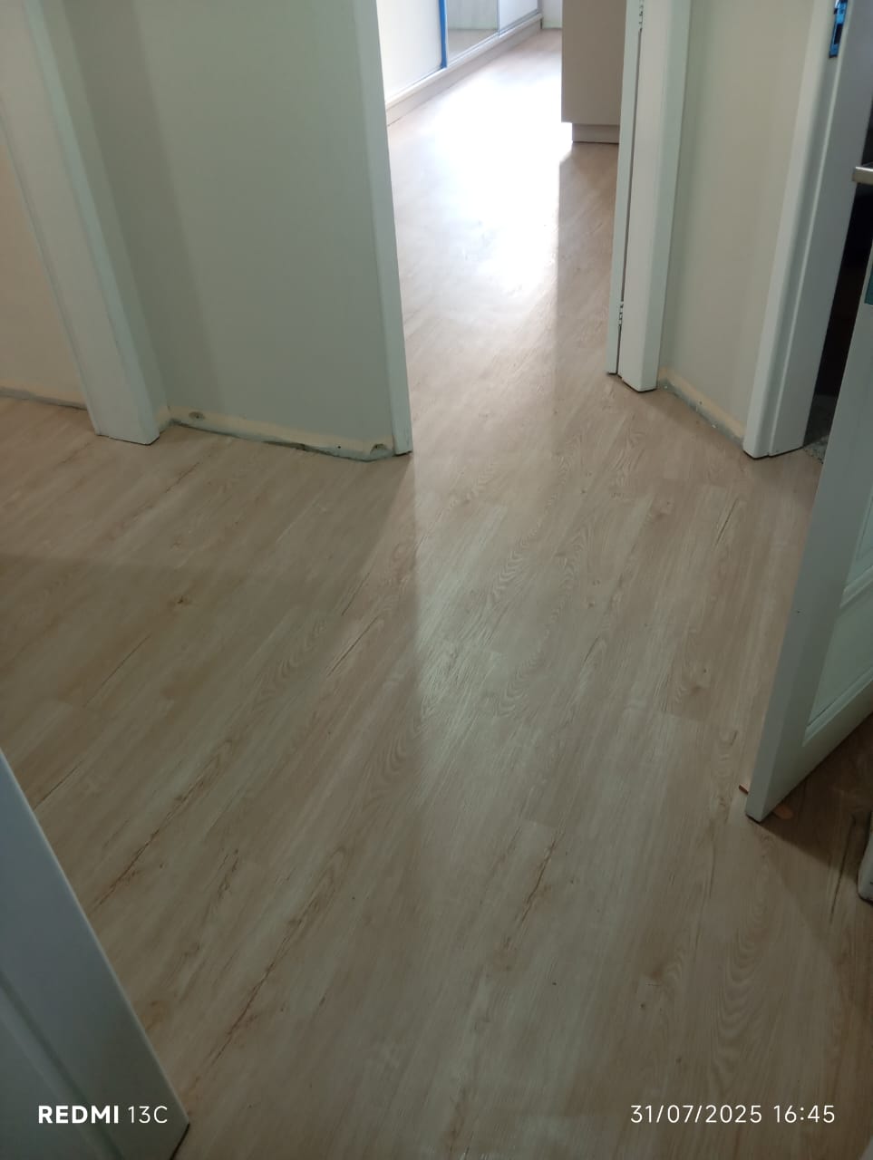 PISO VINÍLICO DE PVC FIGUEIRA
