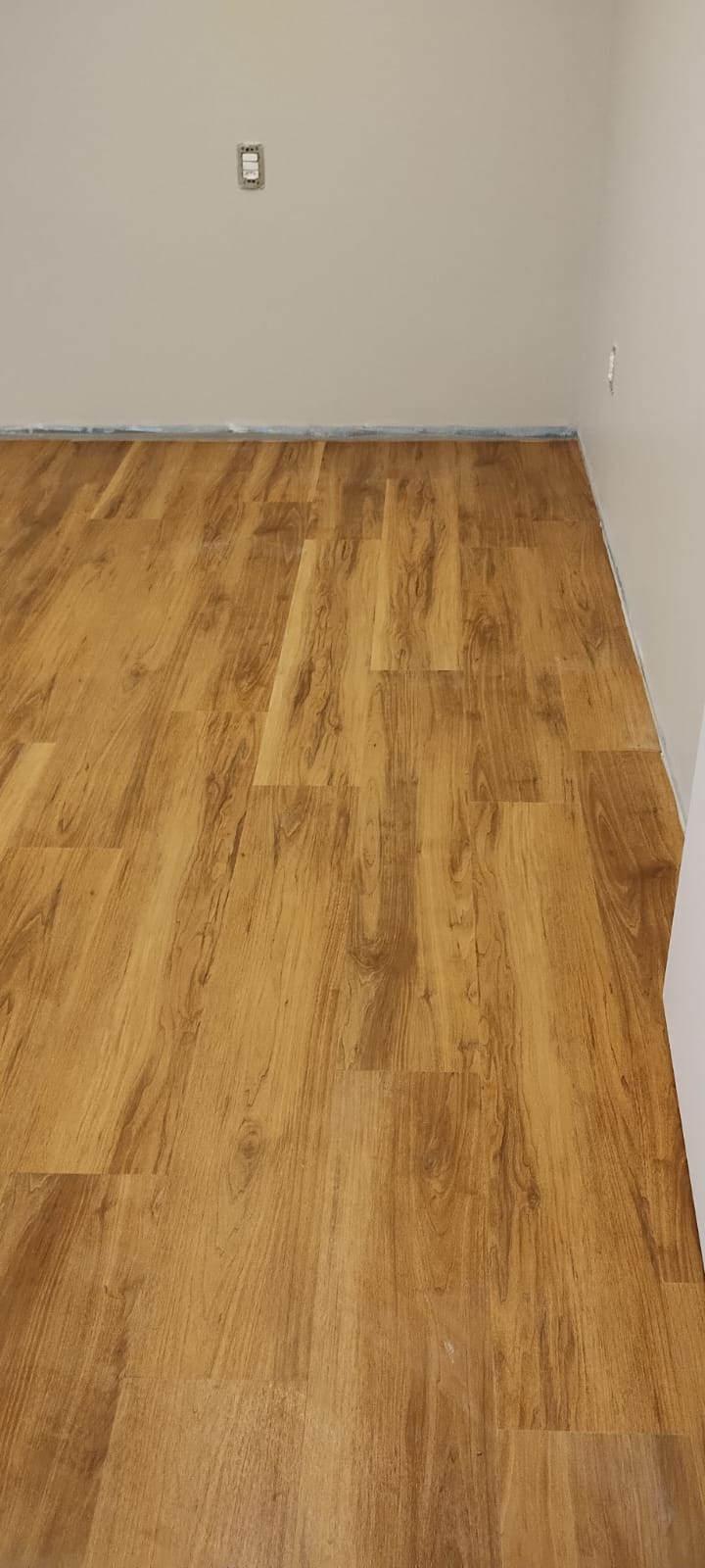 PISO VINÍLICO DE PVC CAMÉLIA — foto 6