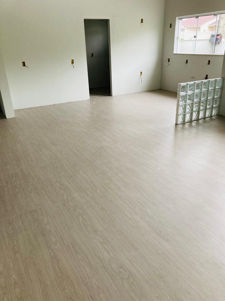 PISO DE PVC LINHEIRO — foto 6