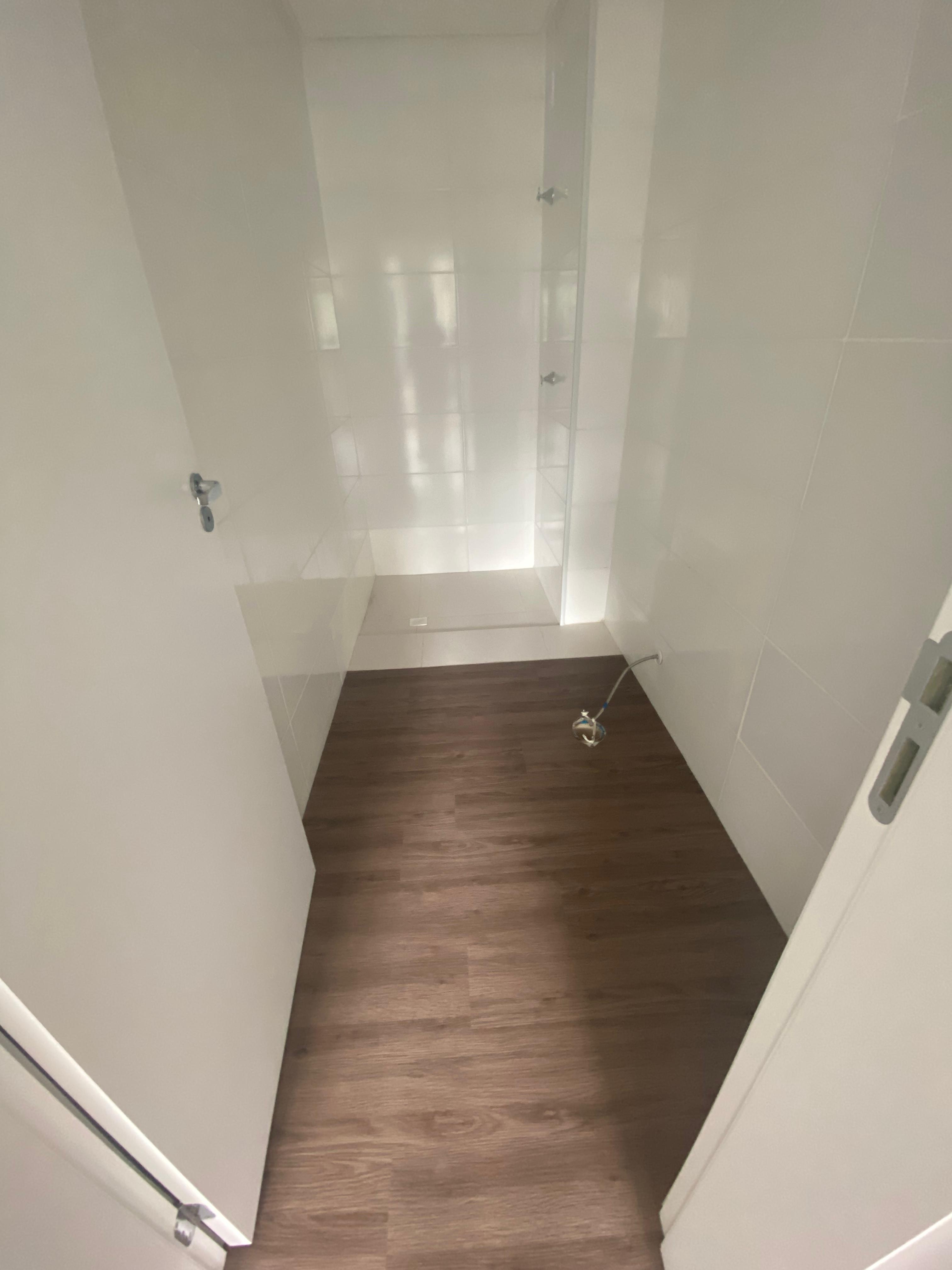 PISO VINÍLICO DE PVC CRAVO — foto 4