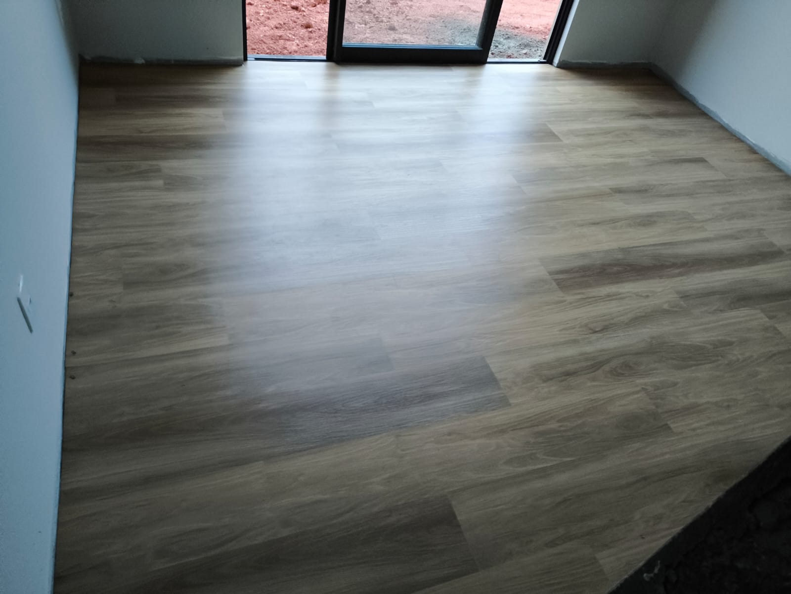 PISO VINÍLICO DE PVC CAMÉLIA — foto 4
