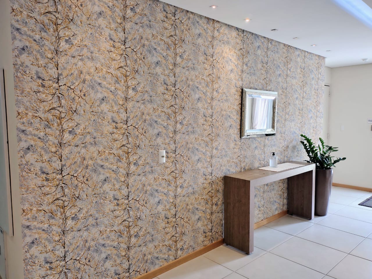 PAPEL DE PAREDE FLORAL