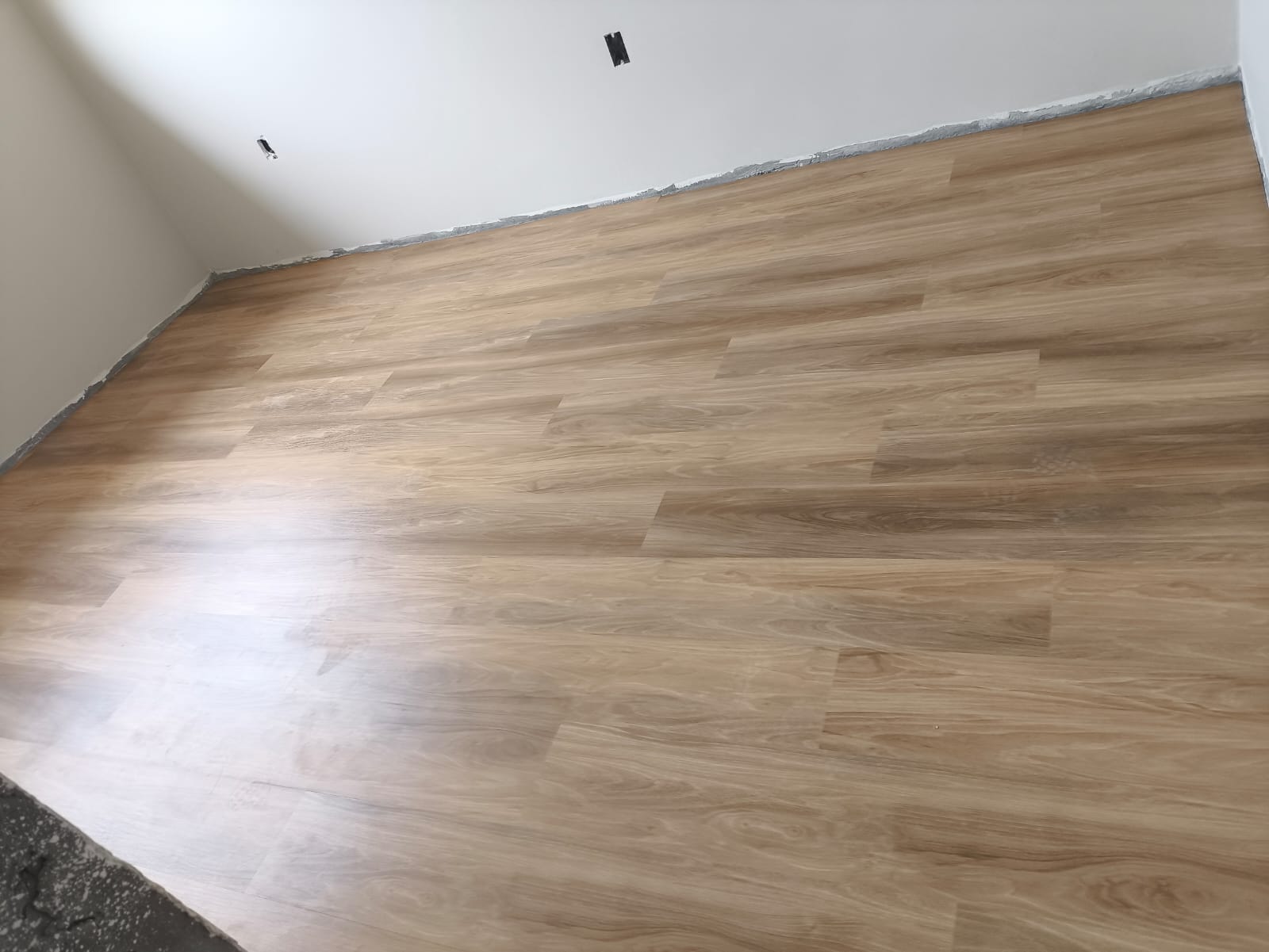 PISO VINÍLICO DE PVC CAMÉLIA — foto 5