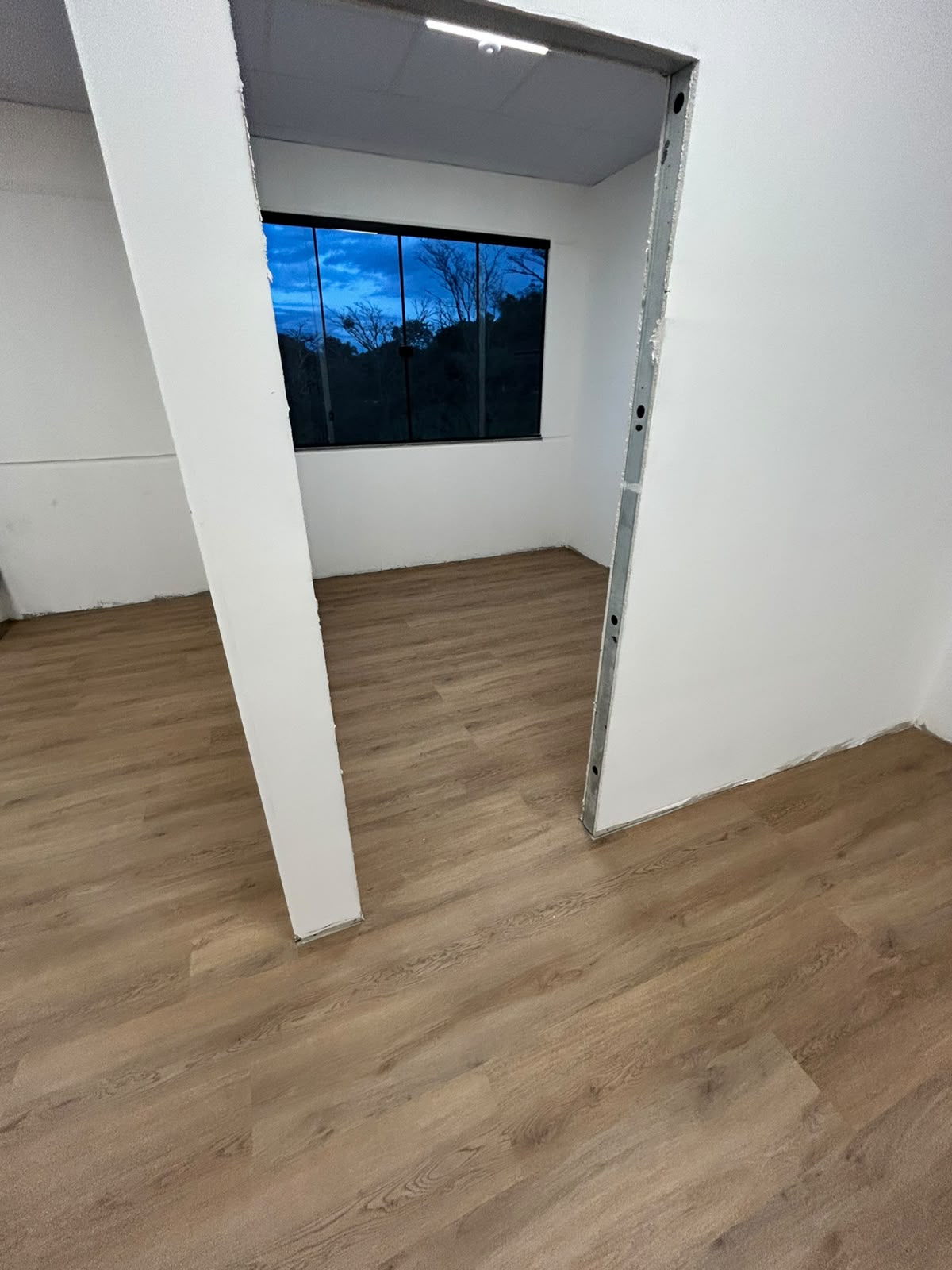 PISO VINÍLICO DE PVC MADRI — foto 6