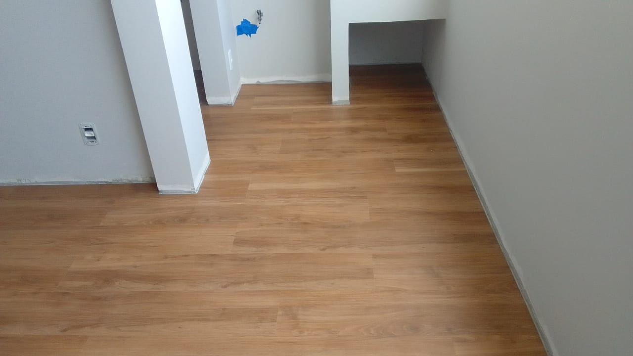 PISO VINÍLICO DE PVC CAMÉLIA — foto 3