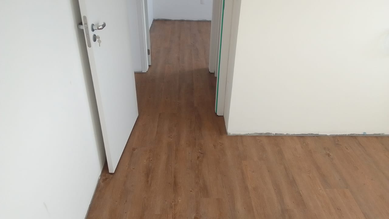 PISO VINÍLICO SAPUCAIA — foto 4
