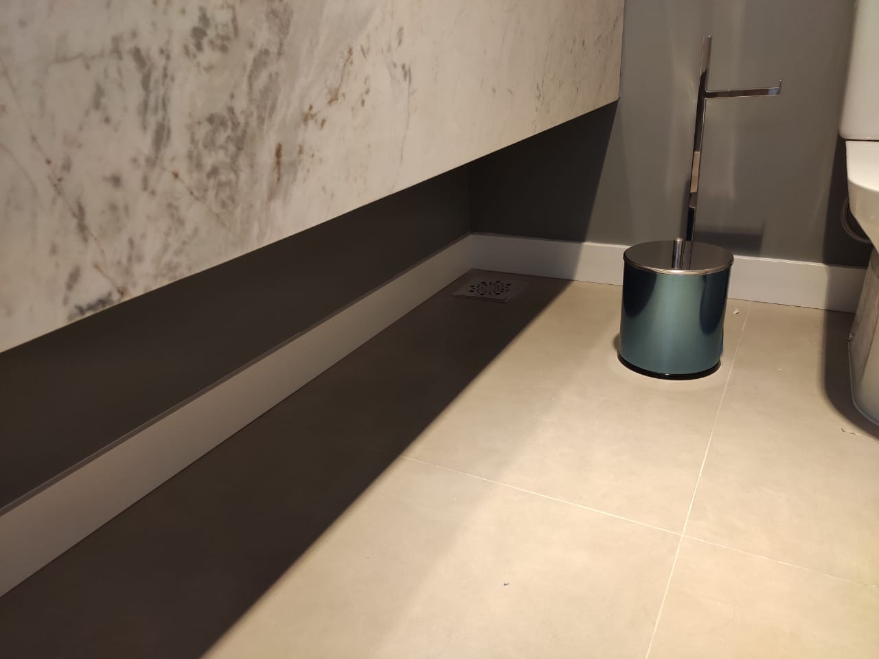 Rodapé de poliestireno — foto 6
