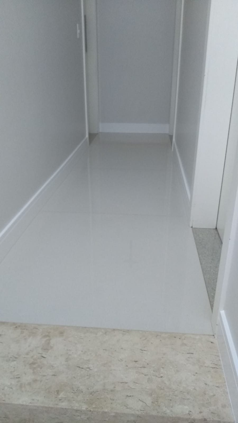 Rodapé de poliestireno com 12 cm — foto 4