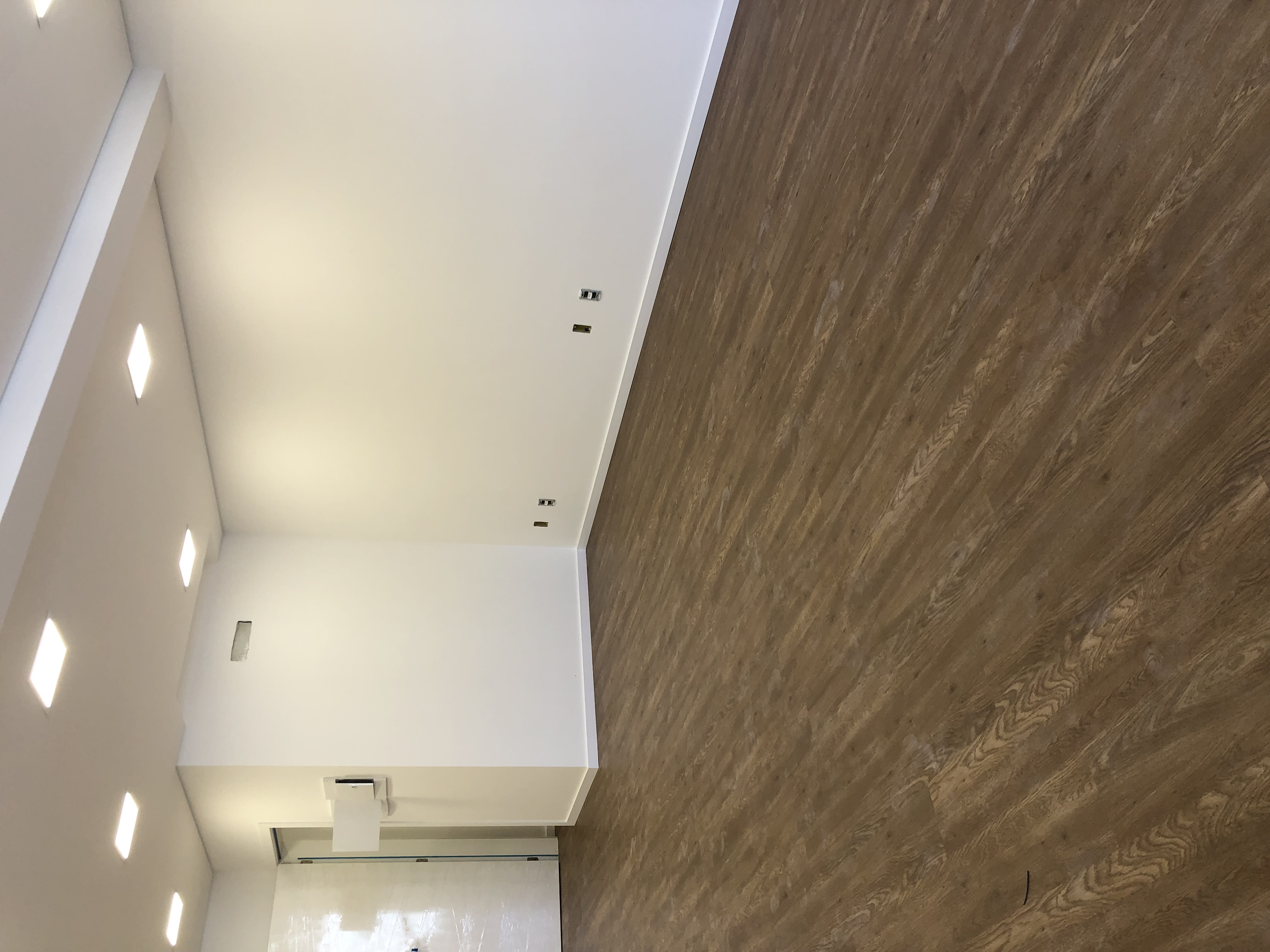 PISO VINÍLICO ANDIROBA — foto 3
