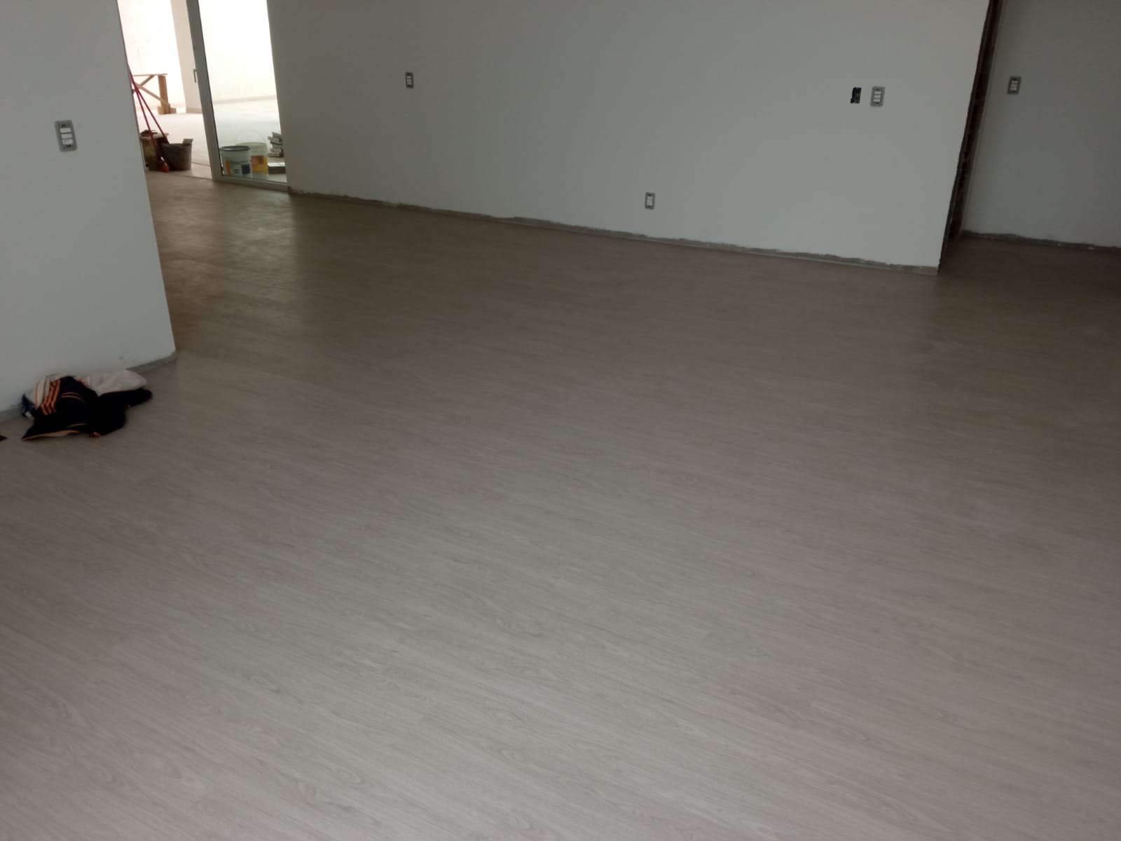 PISO VINÍLICO DE PVC LINHEIRO — foto 3