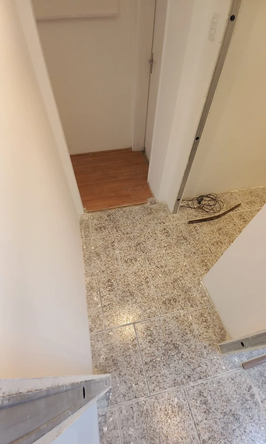 PISO LAMINADO NOGUEIRA MÁLAGA — foto 1