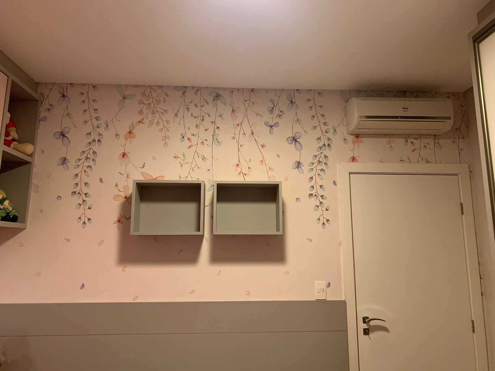 PAPEL DE PAREDE INSTALADO — foto 3