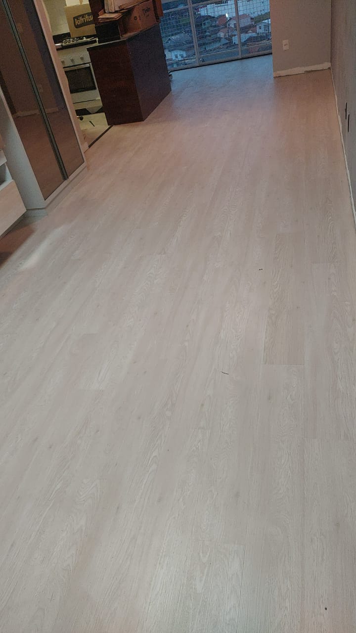 PISO VINÍLICO DE PVC PLÁTANO — foto 4