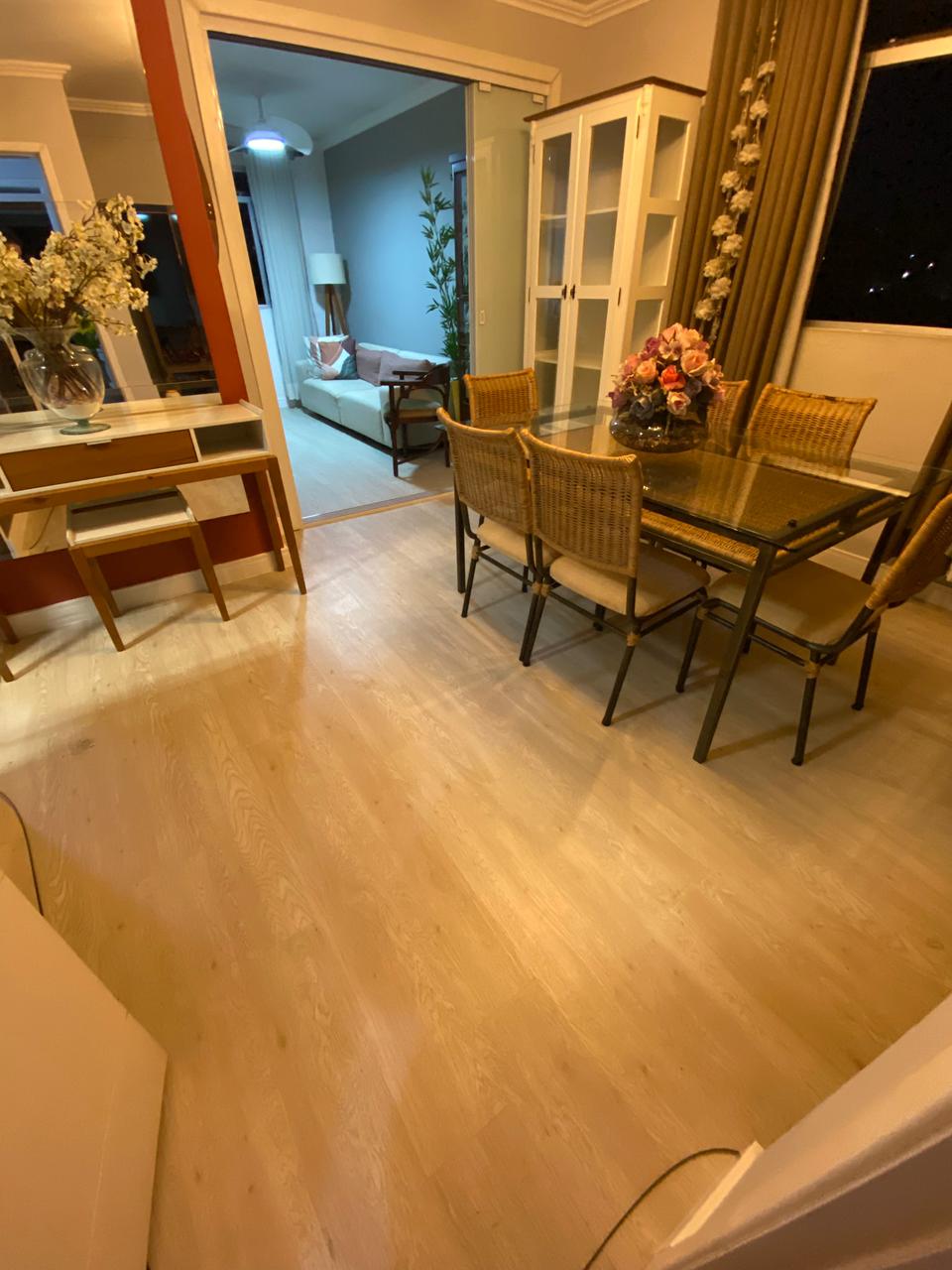 PISO DE PVC PLÁTANO — foto 2