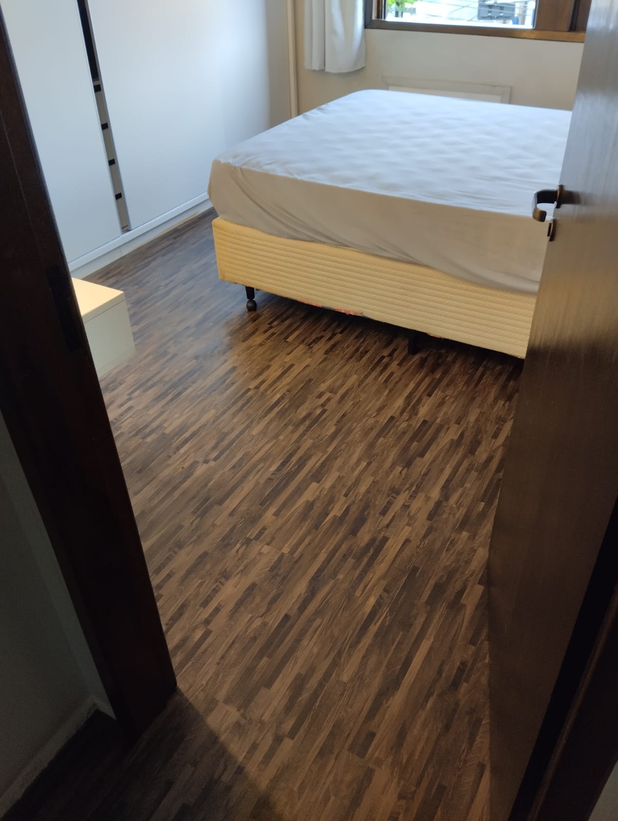 PISO VINÍLICO DE PVC PARQUET CAFÉ — foto 3