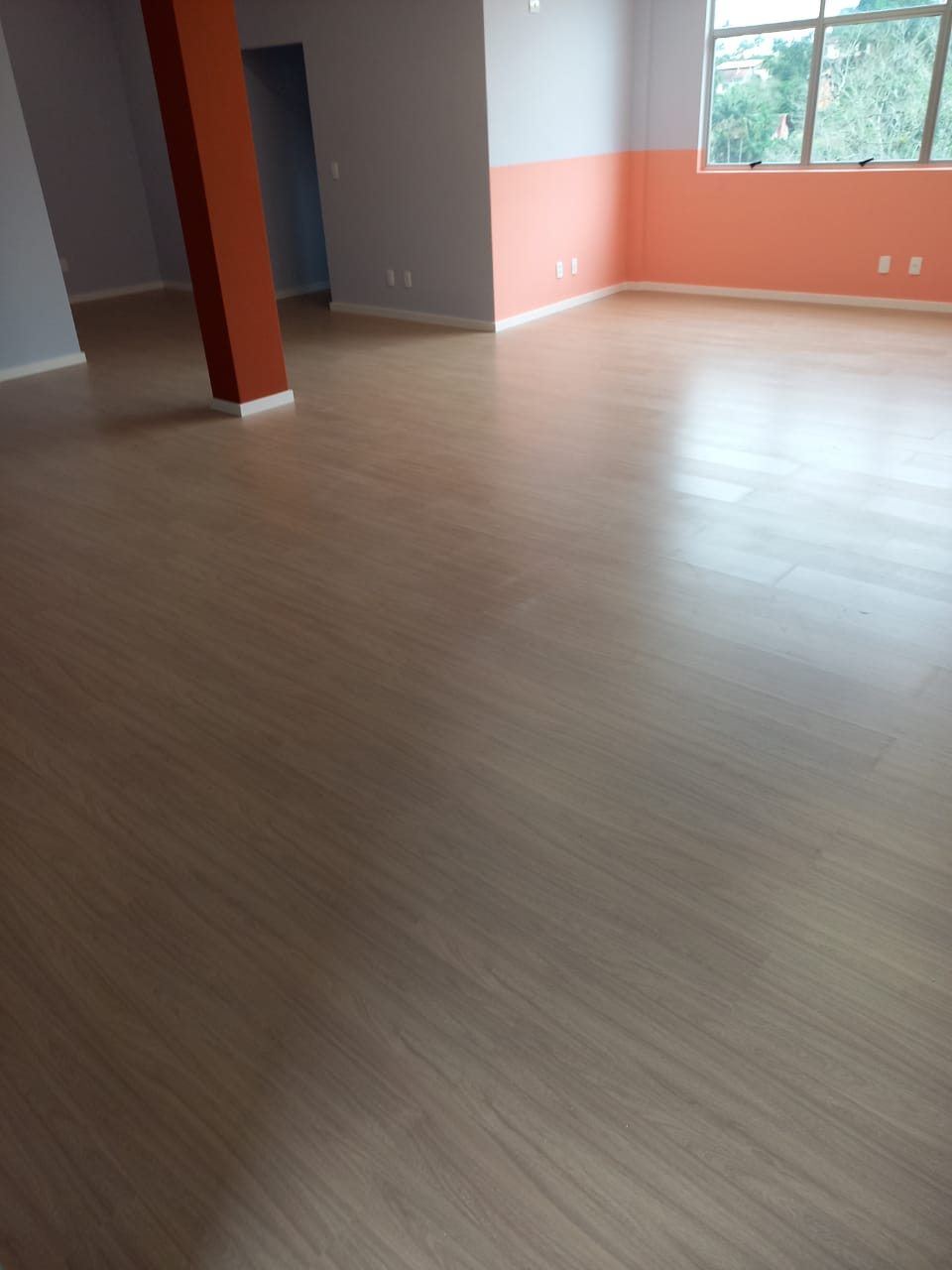 PISO LAMINADO ANDORRA — foto 2