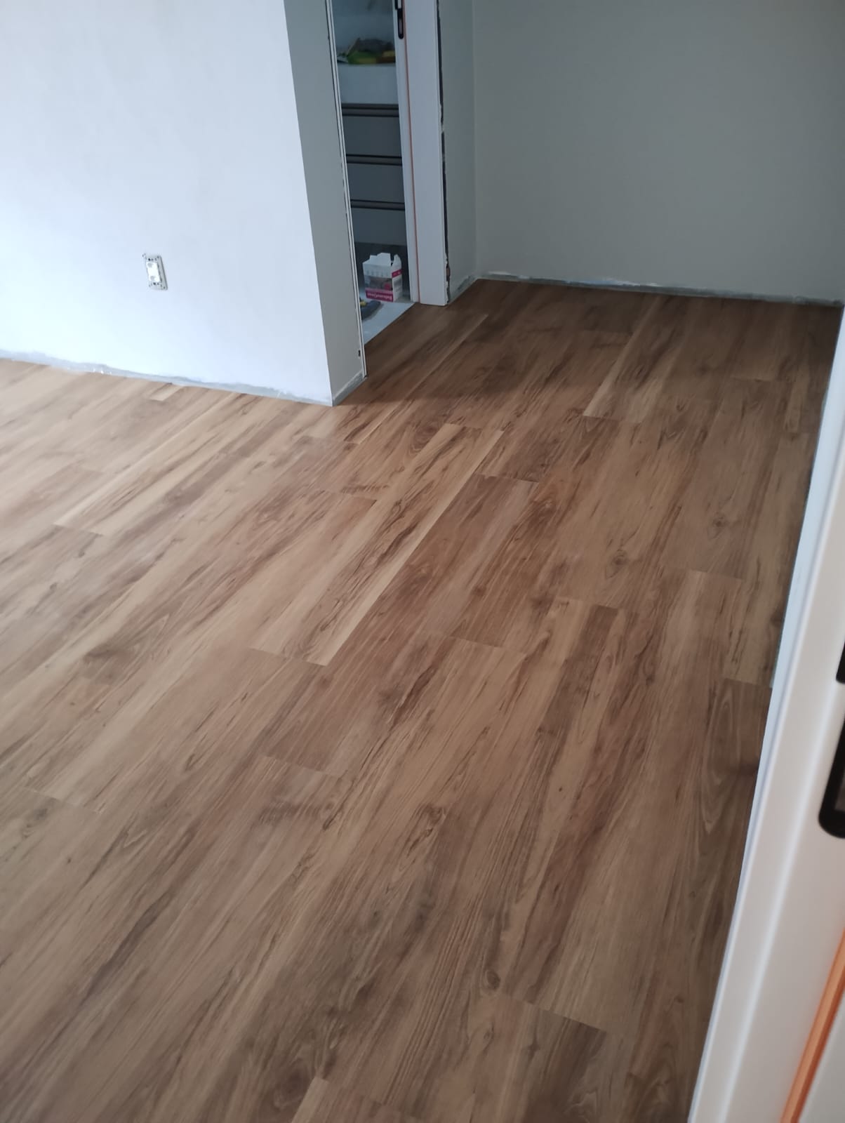 PISO VINÍLICO DE PVC CAMÉLIA — foto 7