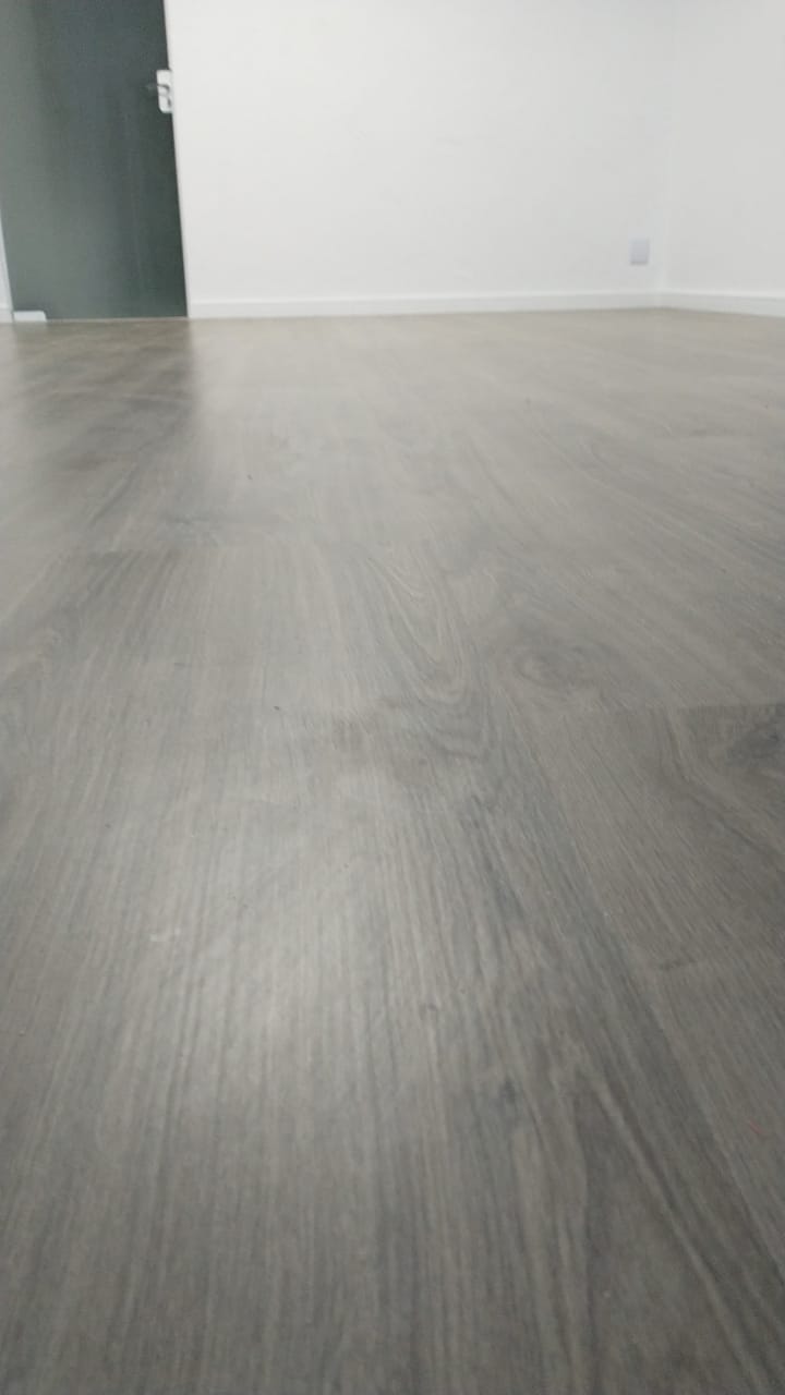 PISO LAMINADO CARVALHO CANELA — foto 5