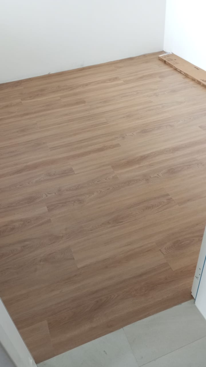 PISO VINÍLICO DE PVC PAPOULA — foto 2