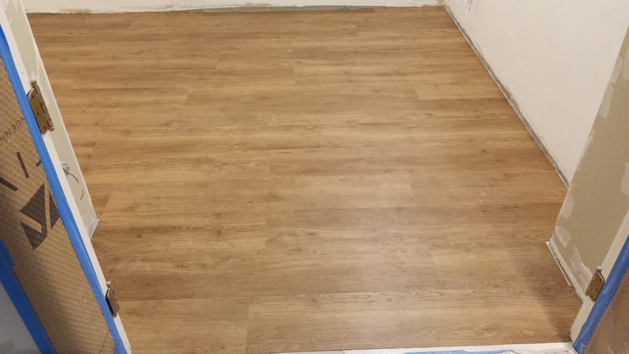 PISO VINÍLICO DE PVC BAOBÁ — foto 4