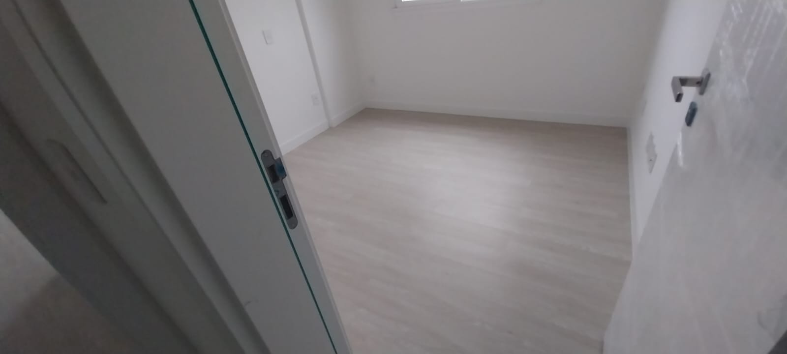 PISO VINÍLICO DE PVC PLÁTANO