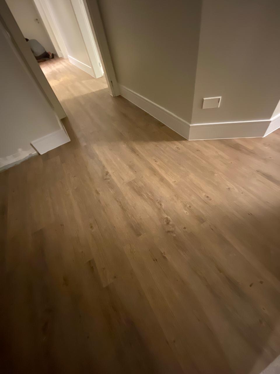 PISO VINÍLICO DE PVC FREIJÓ CLARO — foto 2