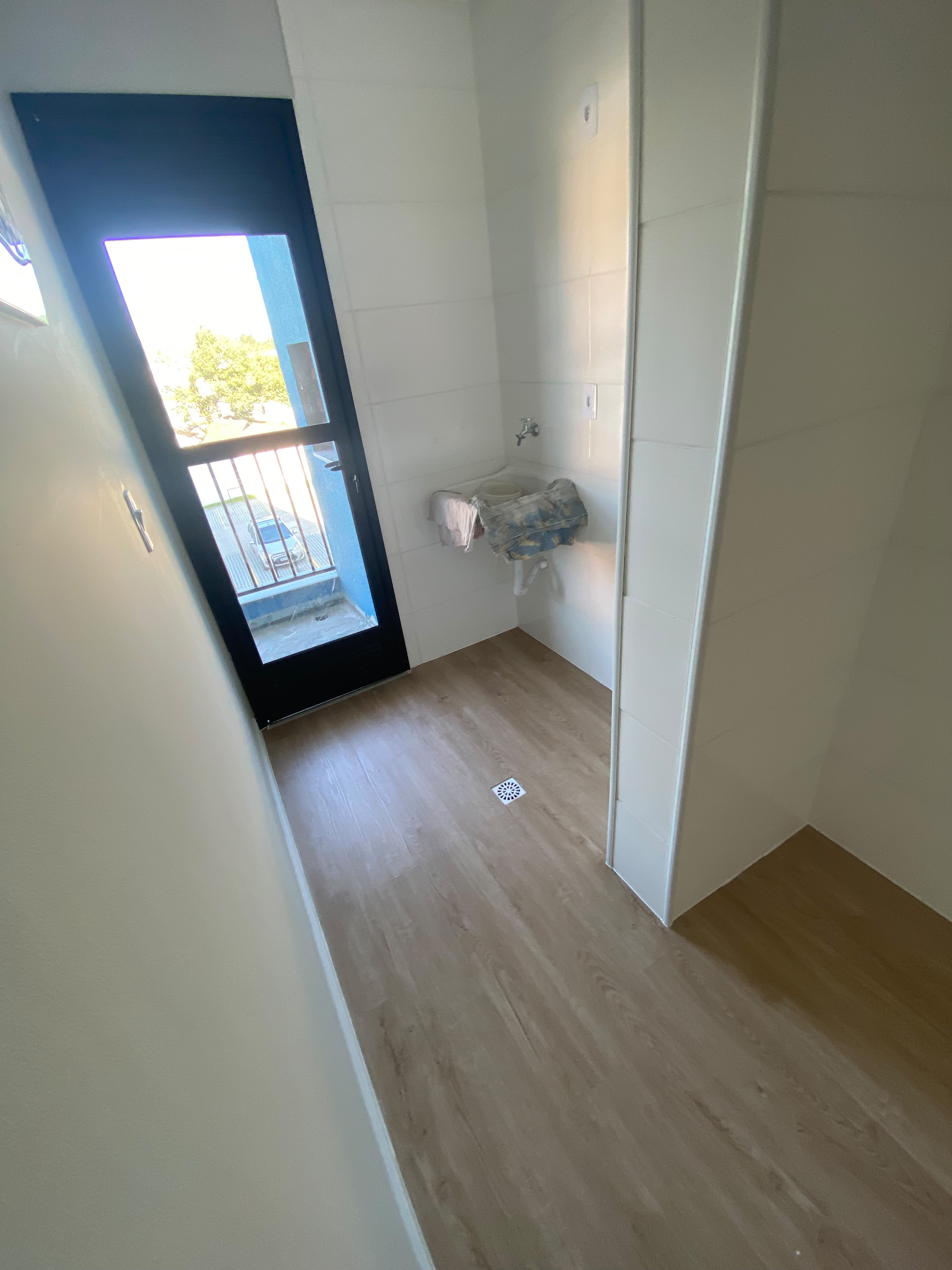 PISO VINÍLICO DE PVC FIGUEIRA — foto 4