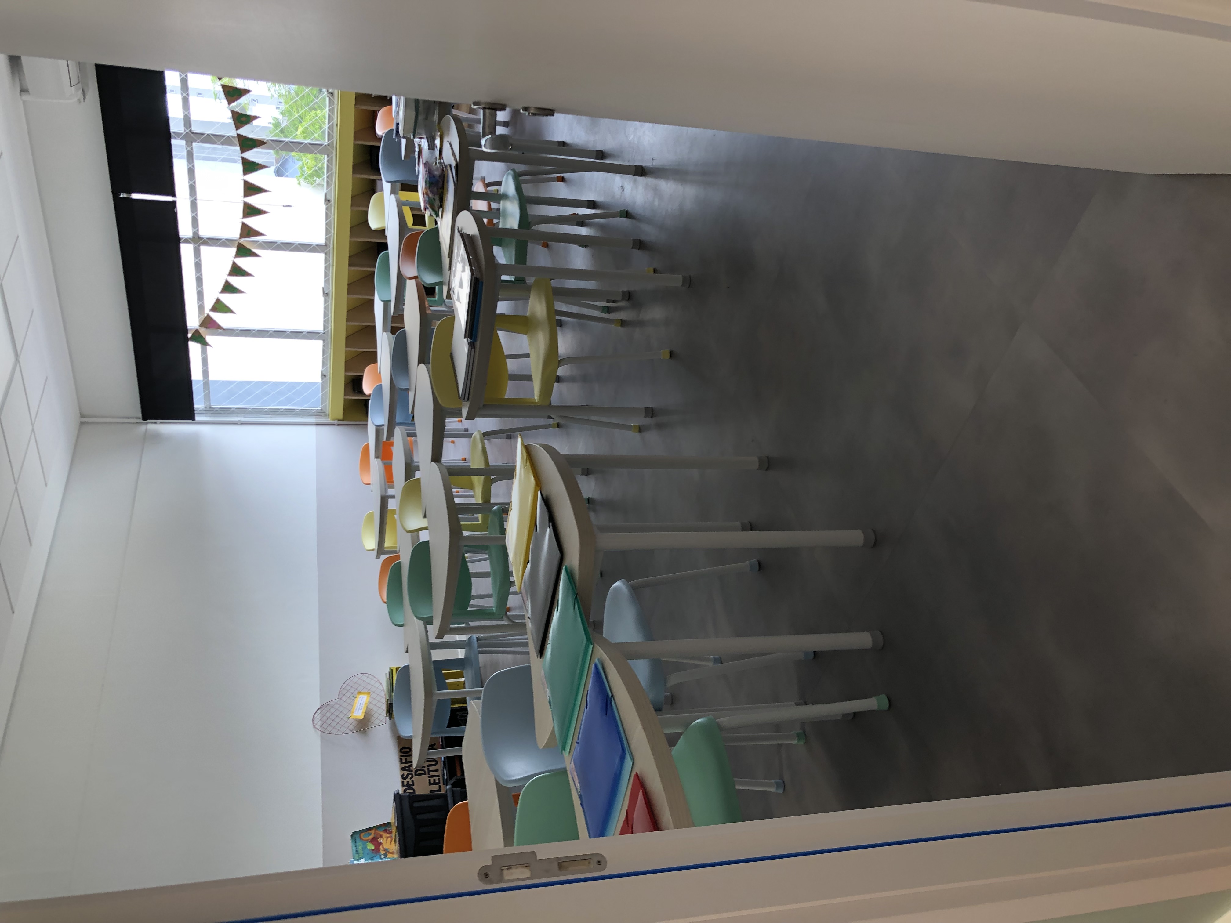 PISO VINÍLICO, RODAPÉ E PERSIANAS — foto 15