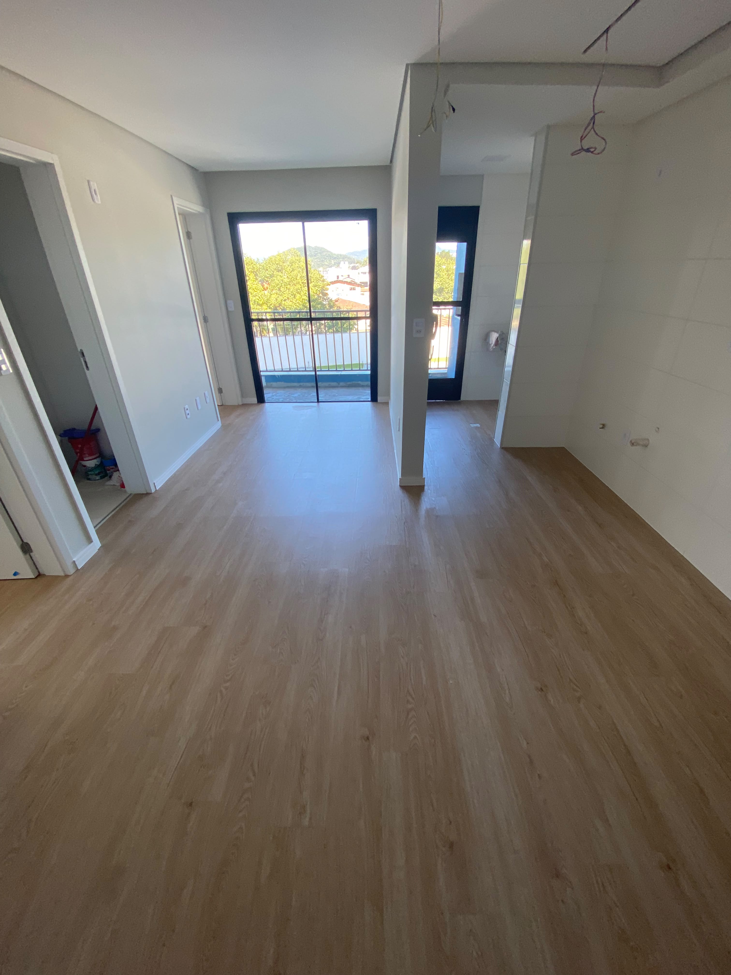 PISO VINÍLICO DE PVC FIGUEIRA — foto 6