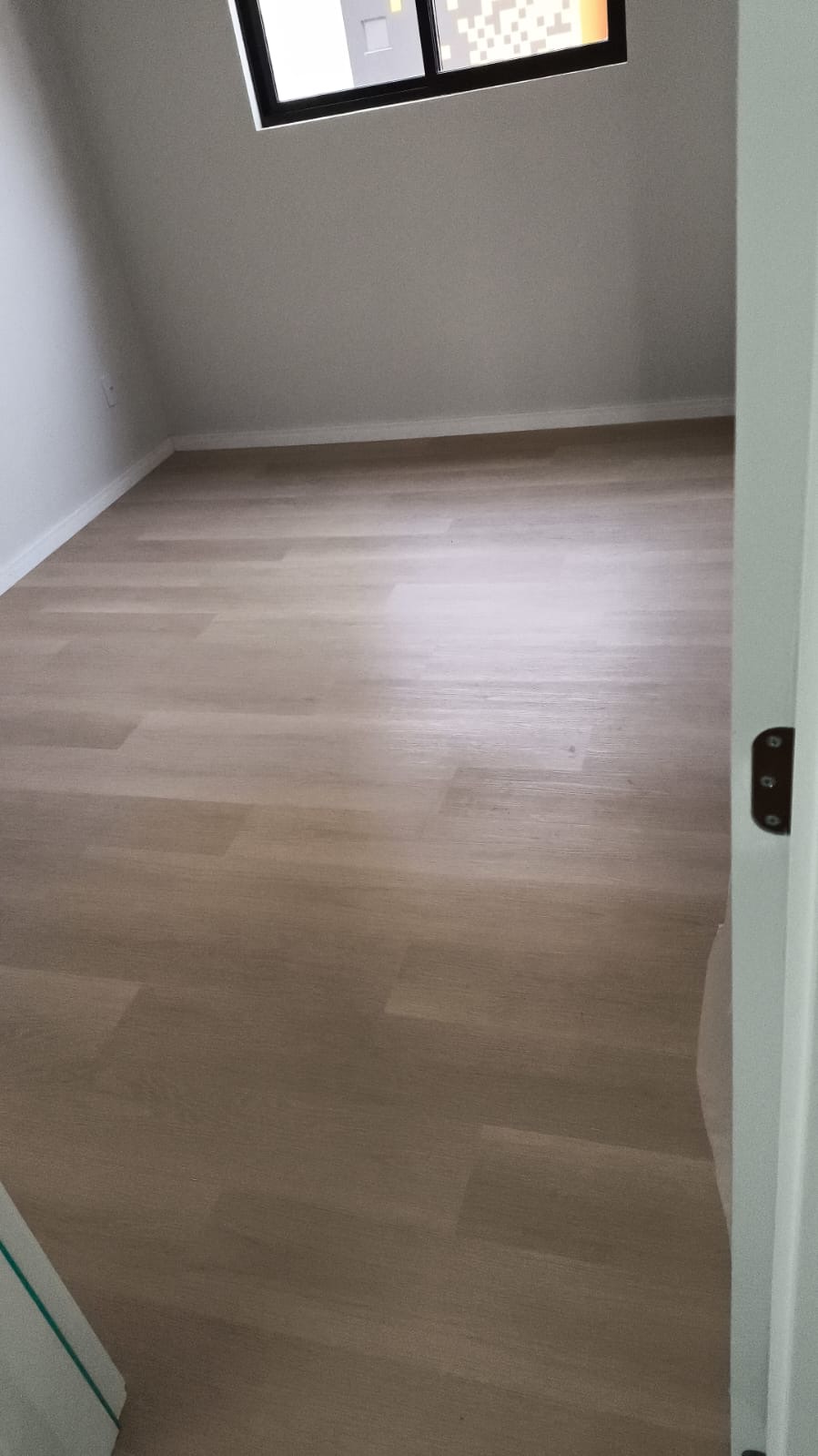PISO VINÍLICO DE PVC GÉRBERA — foto 7