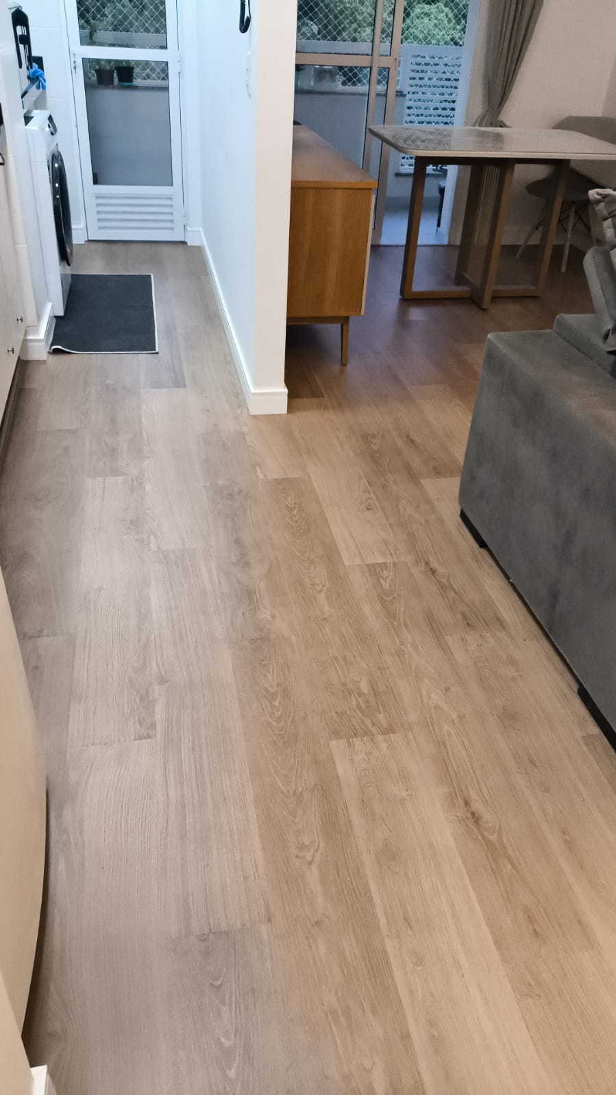 PISO LAMINADO CARVALHO NATURAL ENVERNIZADO — foto 4