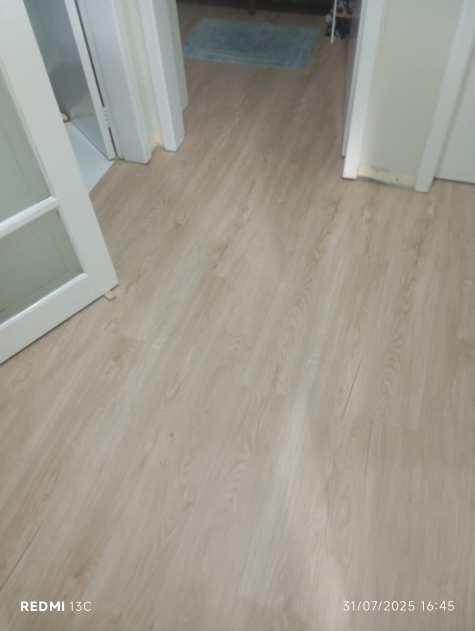 PISO VINÍLICO DE PVC FIGUEIRA — foto 3