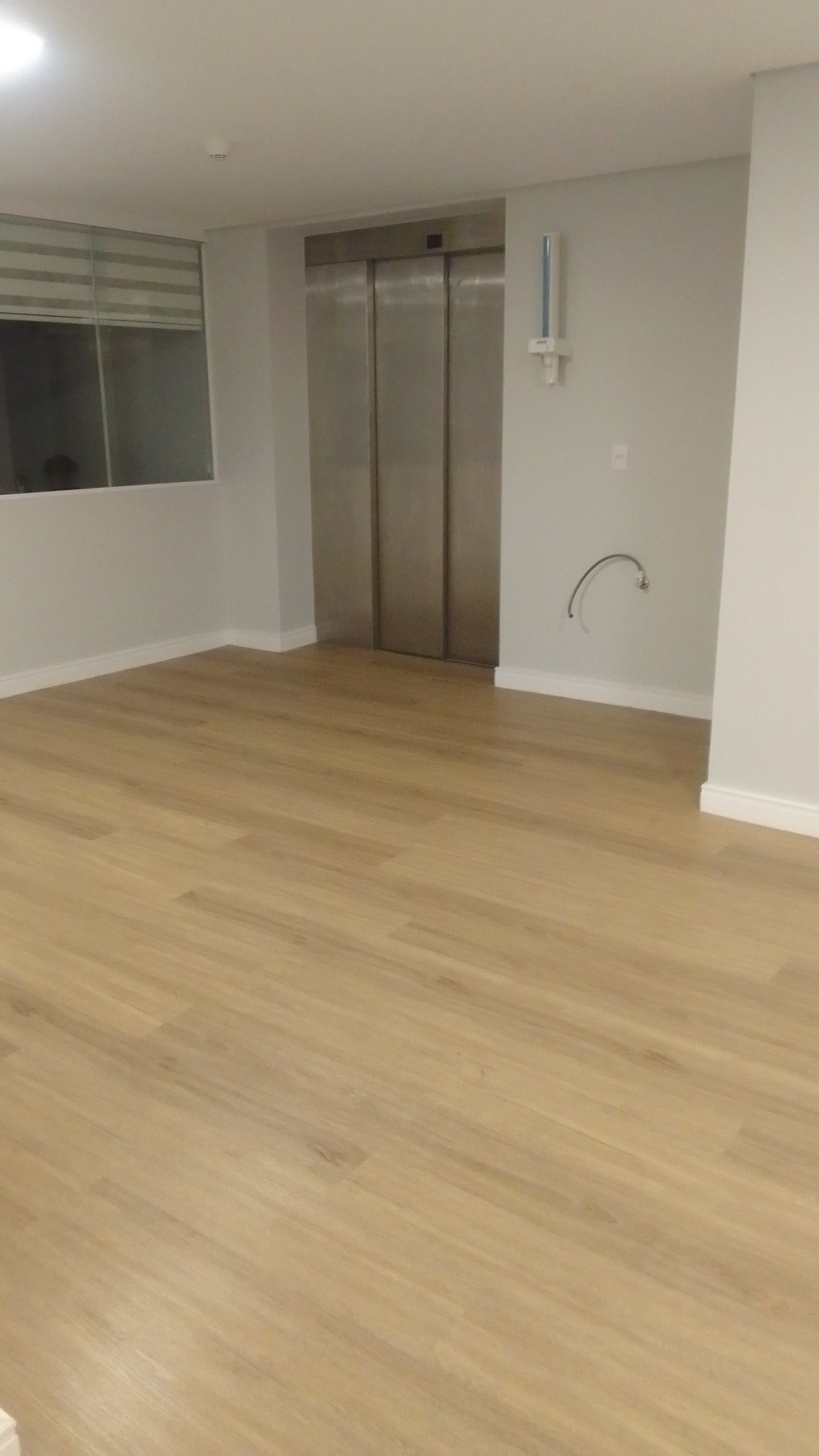 PISO VINÍLICO DE PVC  — foto 3