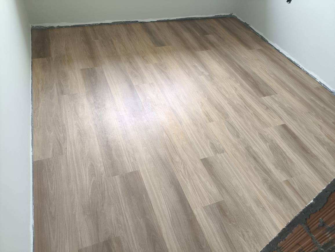 PISO VINÍLICO DE PVC CAMÉLIA — foto 9