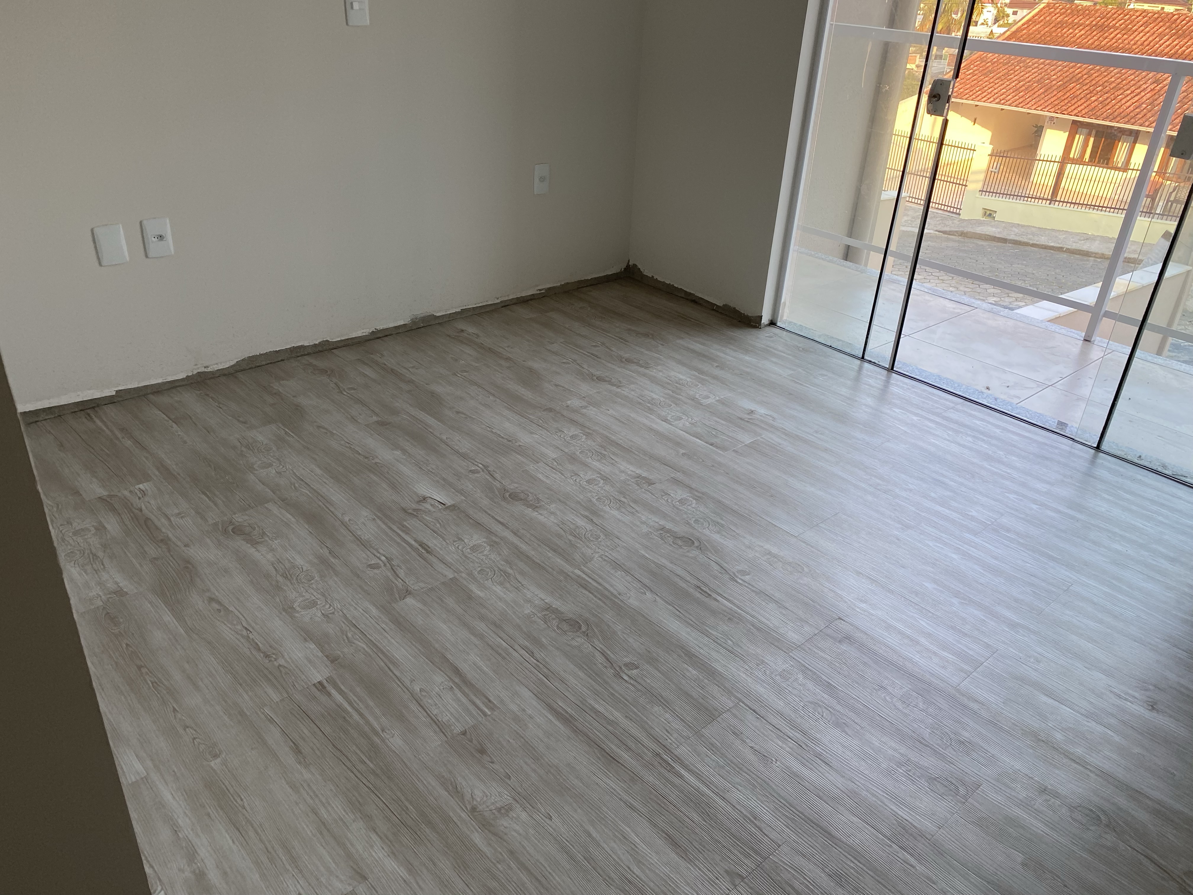 Piso de PVC Pátina Nevoa — foto 2