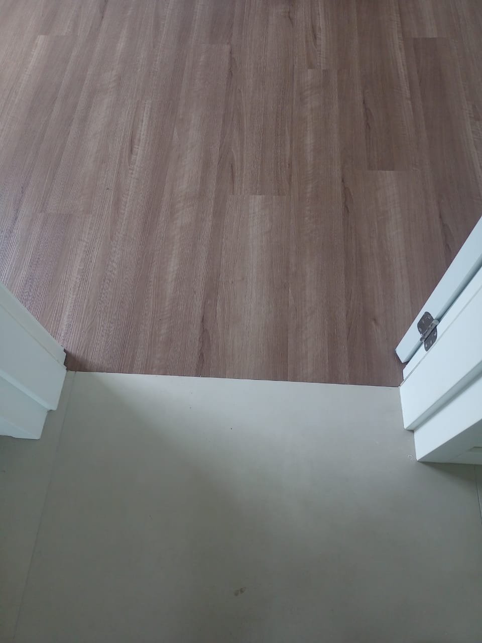 PISO VINÍLICO DE PVC CAPUCCINO — foto 4