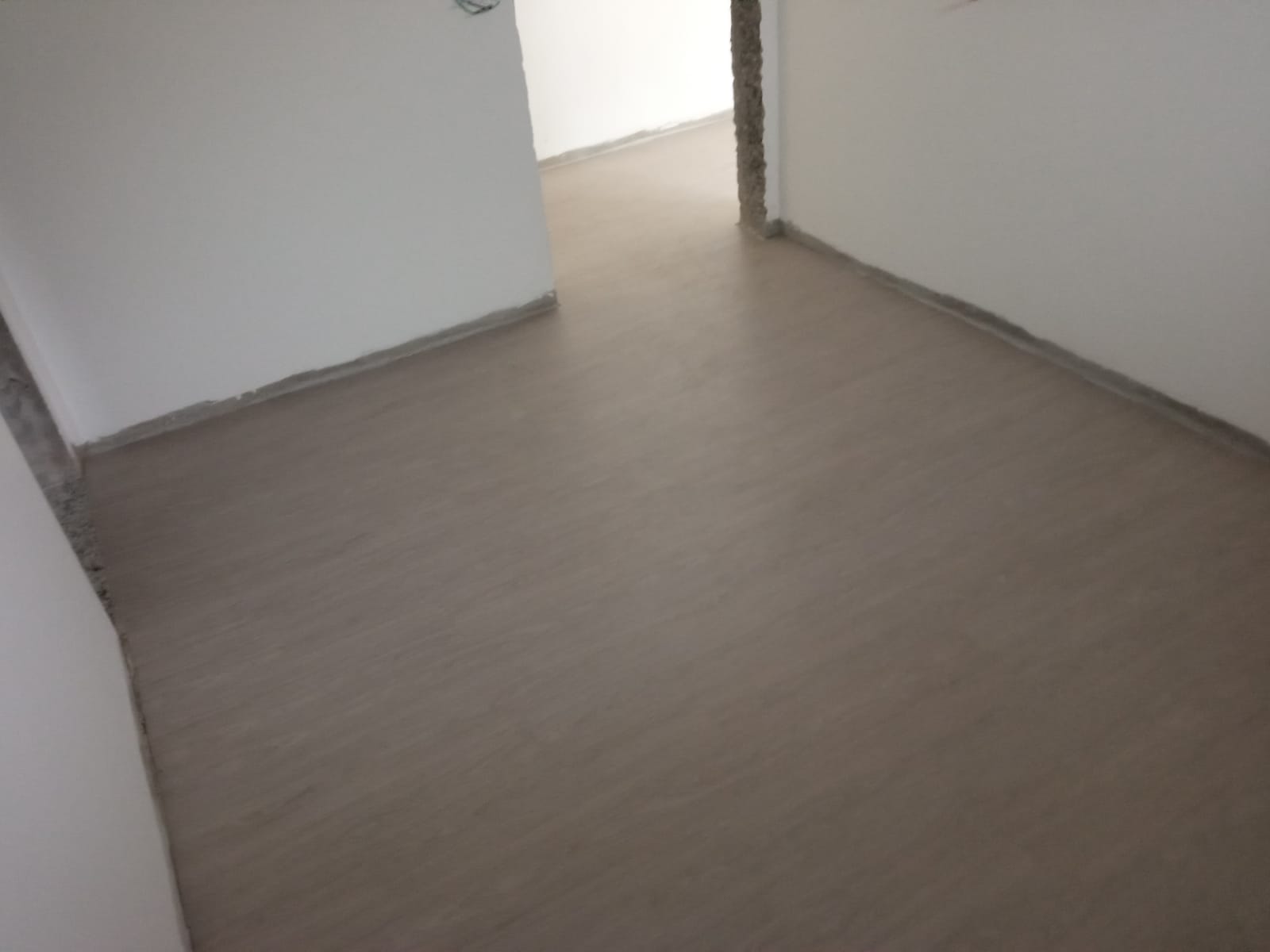 PISO VINÍLICO DE PVC LINHEIRO — foto 9