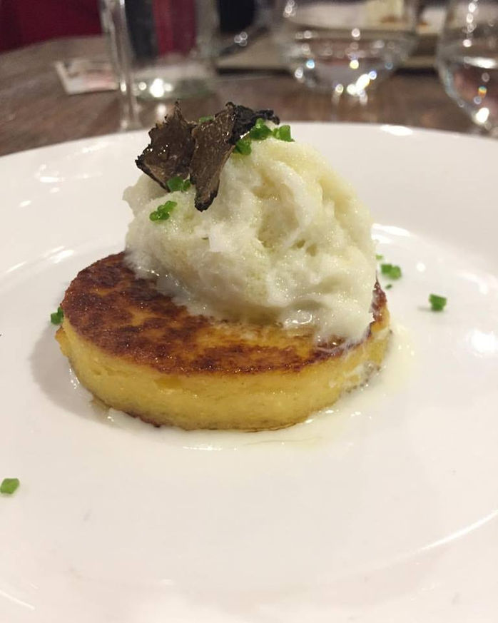 BACCALÀ MANTECATO CON POLENTA E TARTUFO presso @tuscanbistro