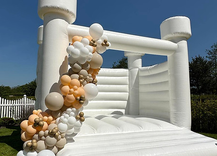 bouncy castle balloon.jpg