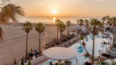 Marina Beach Club Valencia sunrise