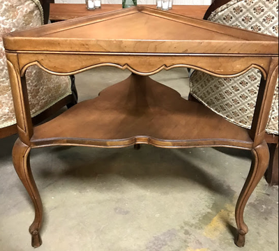 french-provencial-triangle-table