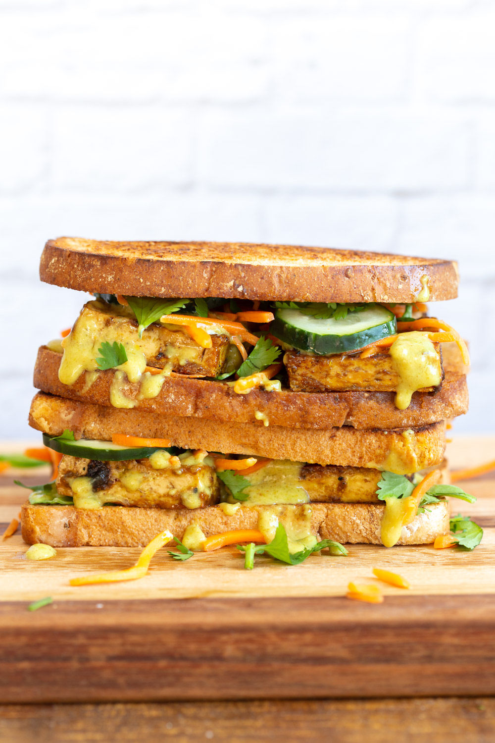 Curried tofu banh mi