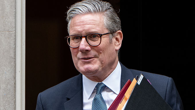 ¿Keir Starmer está a punto de ceder a los rebeldes de beneficios laborales?El gobierno podría aliviar la tapa de dos hijos y el corte de combustible de invierno a medida que se enfrenta al motín sobre las reformas