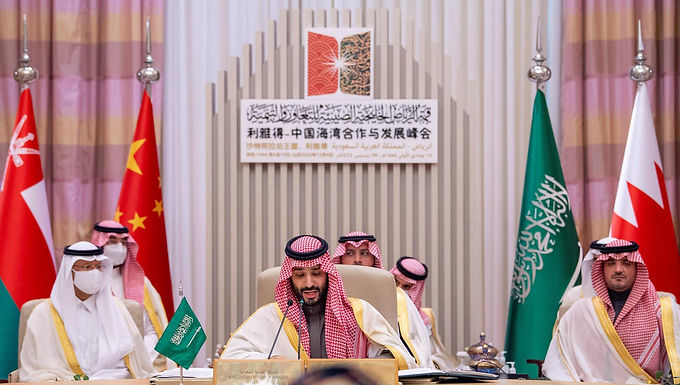 Los ministros defienden los lazos estrechos con Arabia Saudita antes de la visita de Boris Johnson para abogar por un aumento del suministro de petróleo